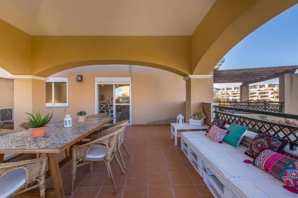 Apartamento Calma Beach Home Torremolinos Luaran gambar